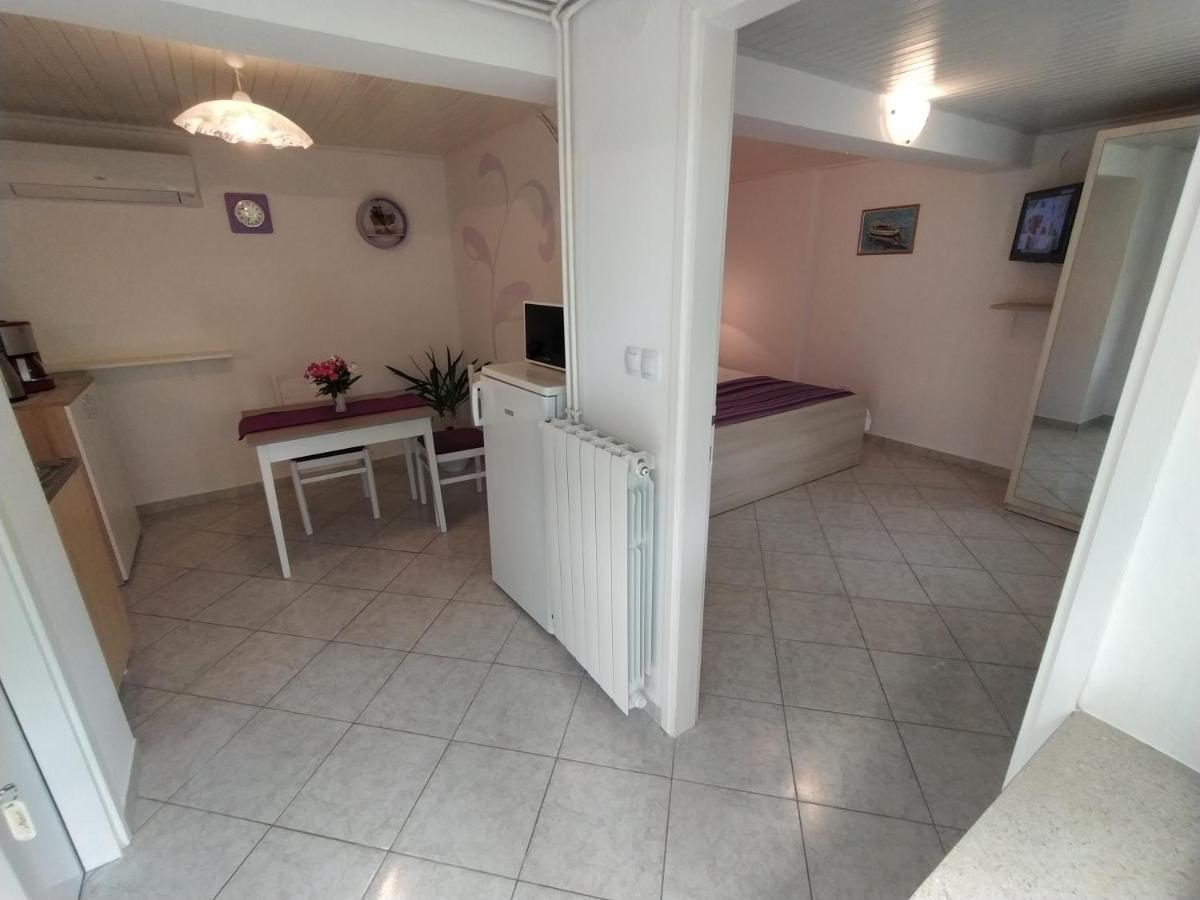 Apartments Dario Krk Town Dış mekan fotoğraf