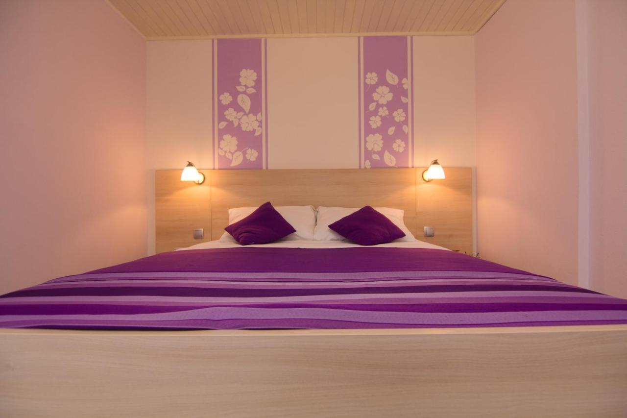 Apartments Dario Krk Town Dış mekan fotoğraf